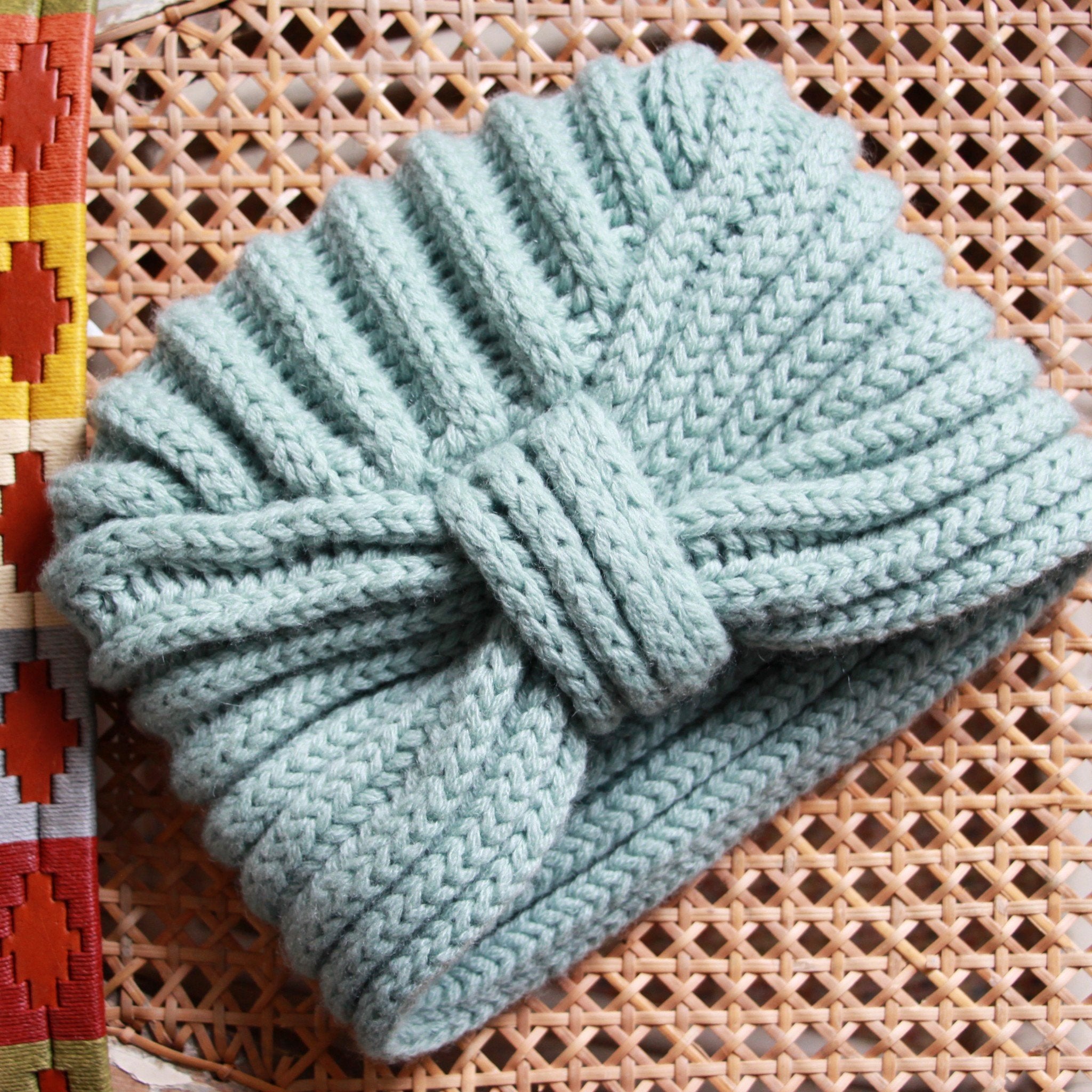ROSIE SUGDEN x A BELLULA - BONNET TURBAN CELADON EDITION LIMITEE / LTD EDITION CELADON TURBAN HAT