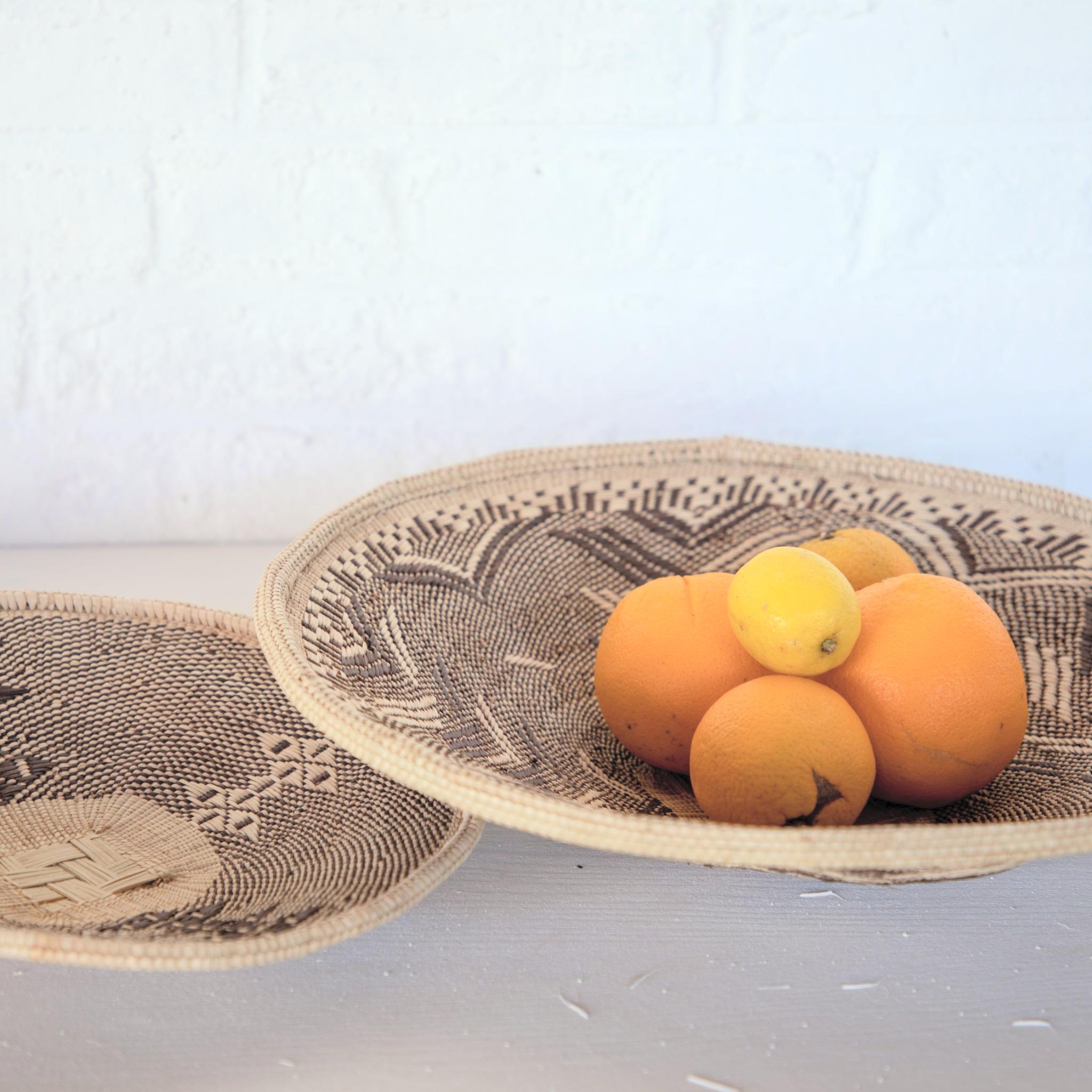 PANIERS MURAUX TRADITIONNELS HWANGE / TRADITIONAL HWANGE WALL BASKETS