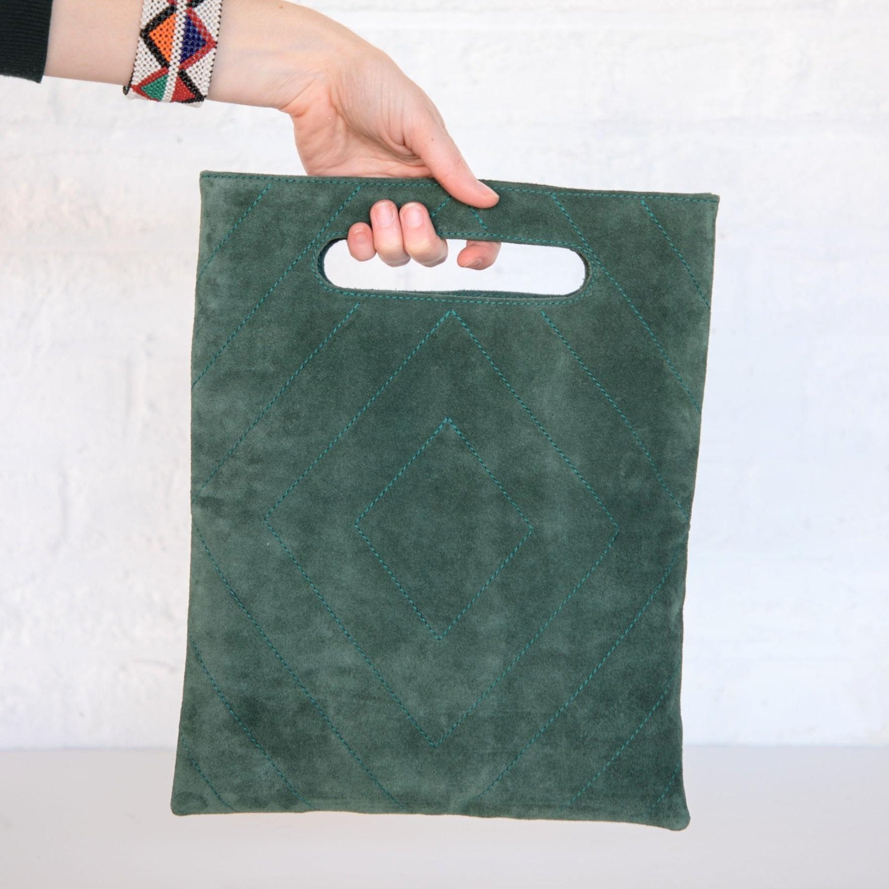 POCHETTE CHEVRON SUEDE / SUEDE HERRINGBONE CLUTCH BAG