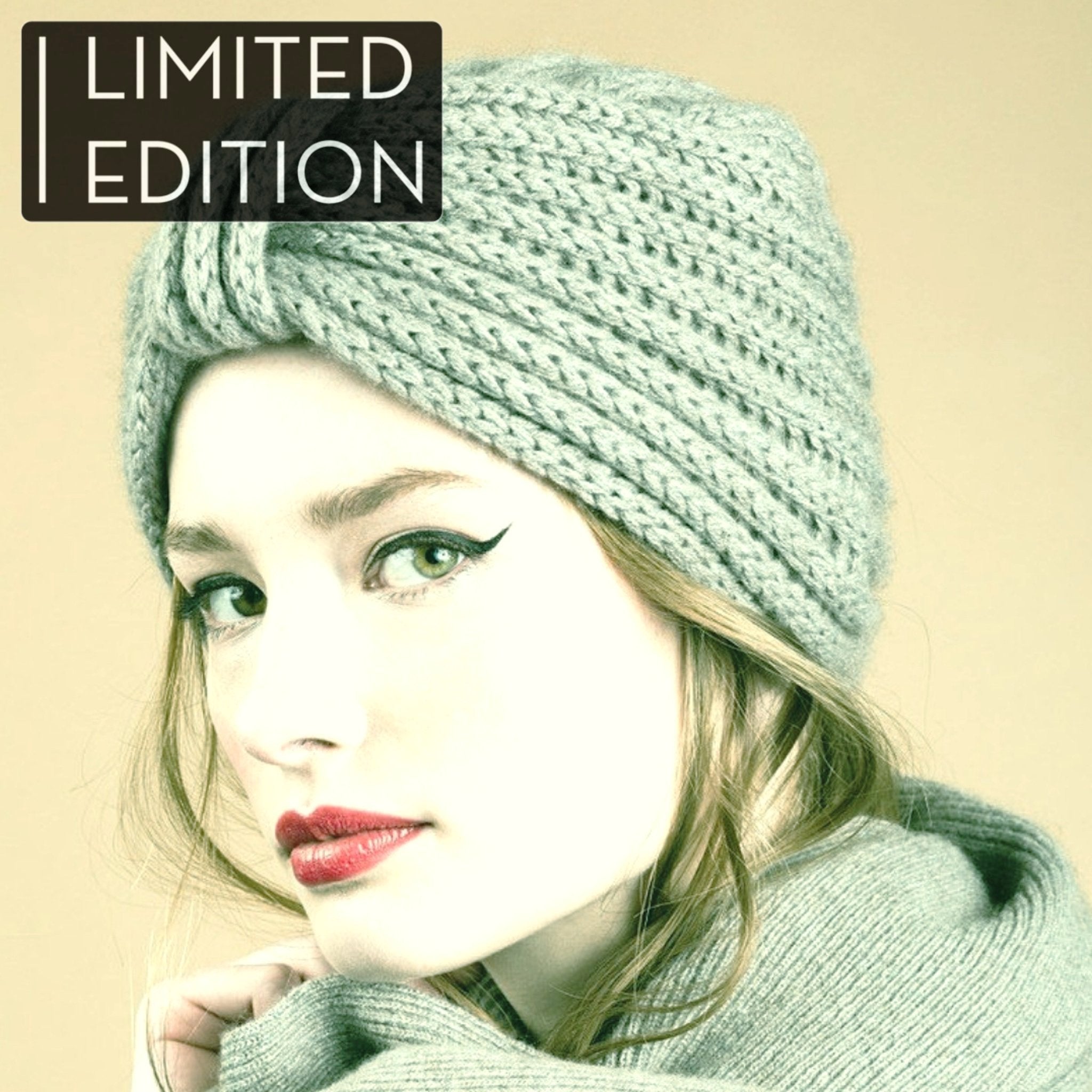 ROSIE SUGDEN x A BELLULA - BONNET TURBAN CELADON EDITION LIMITEE / LTD EDITION CELADON TURBAN HAT