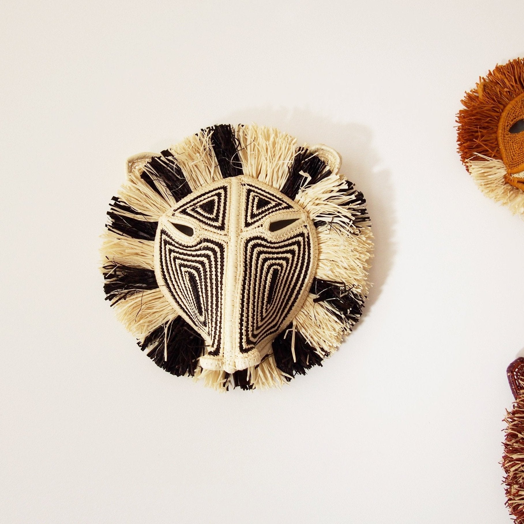 MASQUE TRIBAL SINGE NOIR & BLANC / BLACK & WHITE MONKEY TRIBAL MASK