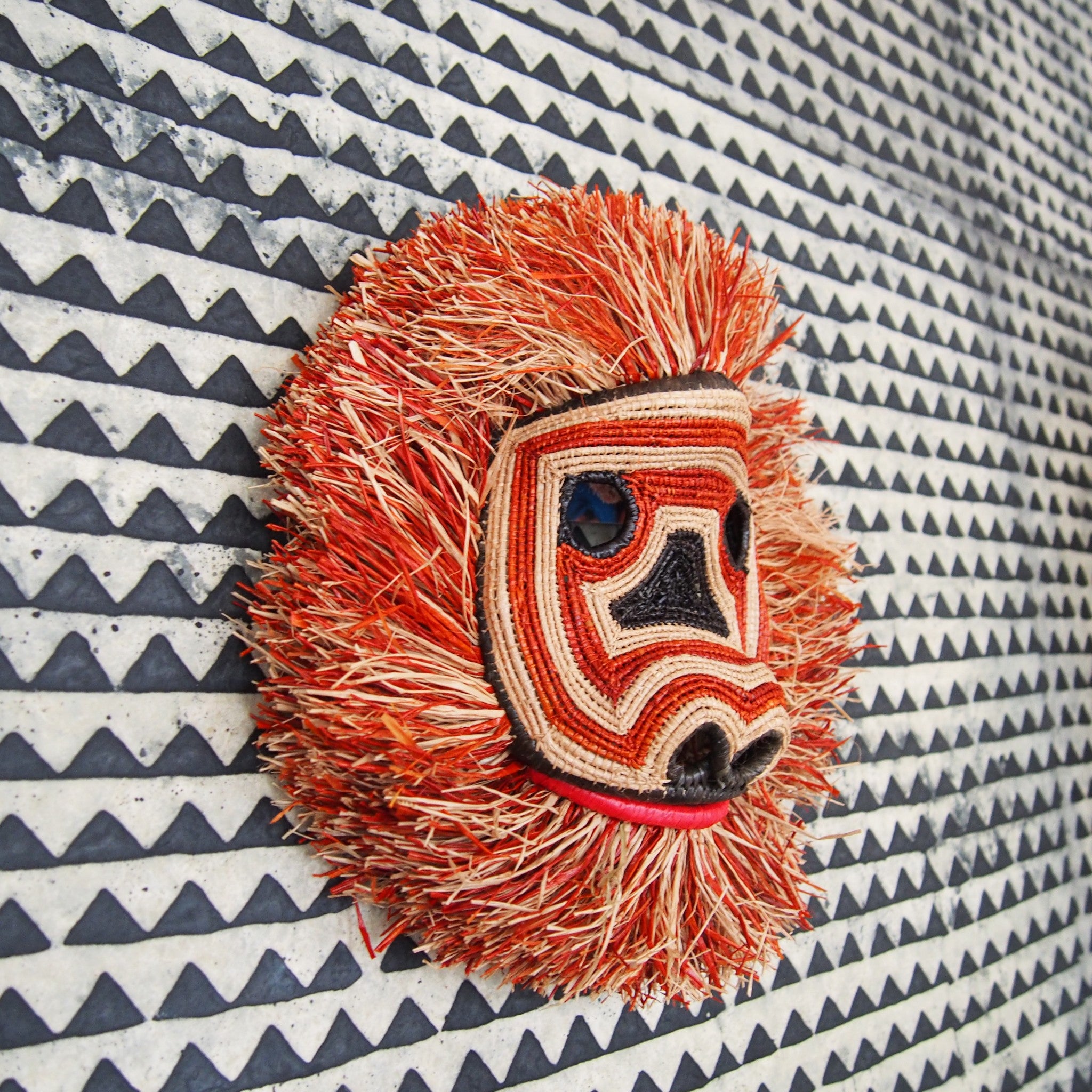 MASQUE TRIBAL SINGE ROUGE / RED MONKEY TRIBAL MASK