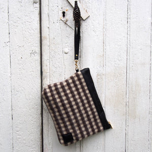 A BELLULA - TROUSSE HYGGE EN LAINE ET CUIR / HYGGE WOOL POUCH IN WOOL AND LEATHER